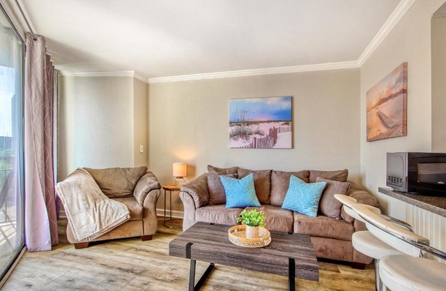 Meridian Plaza 308