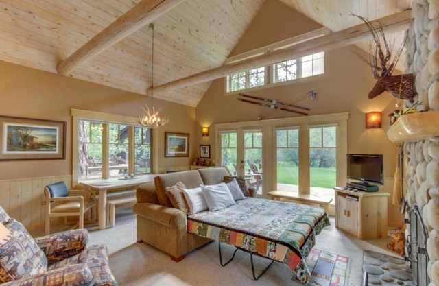 Metolius River Resort Cabin #5