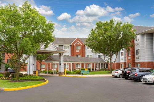 Microtel Inn 