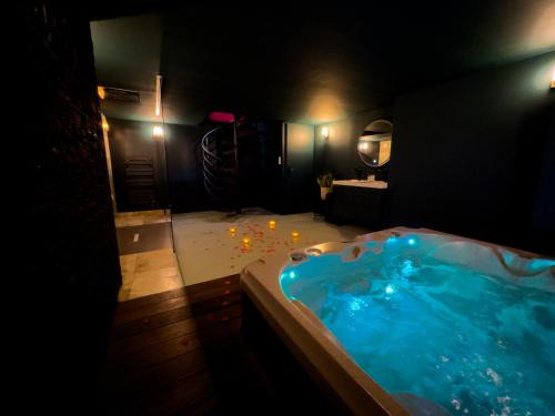Mieuxqualhotel Jacuzzi Privatif 