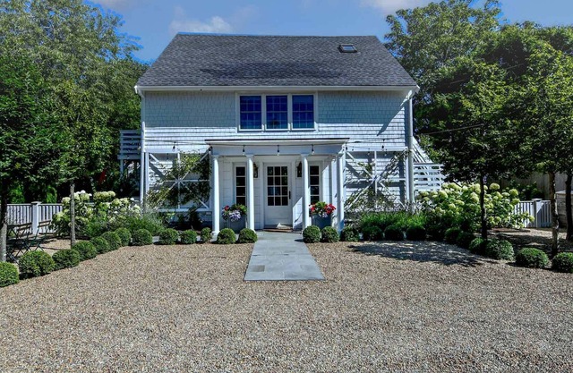 Mill's End: Charming In-Town Retreat