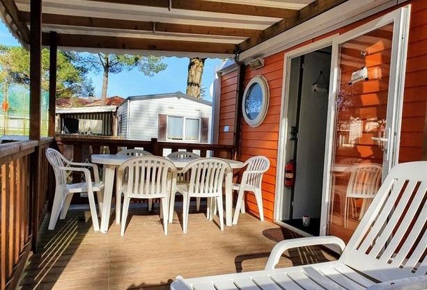 Mobile Home bois dormant