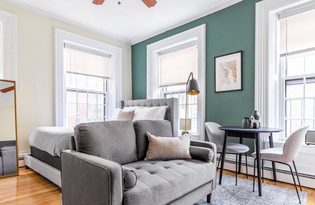 Mod Beacon Hill Studio w/ W/D, near MA State House, by Blueground