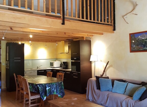 MODERN CHALET FROM 2 TO 9 PEOPLE
