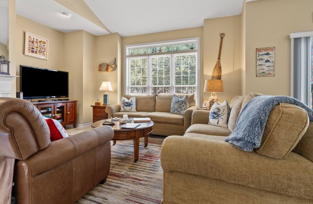 Fairway Oaks Townhouse 