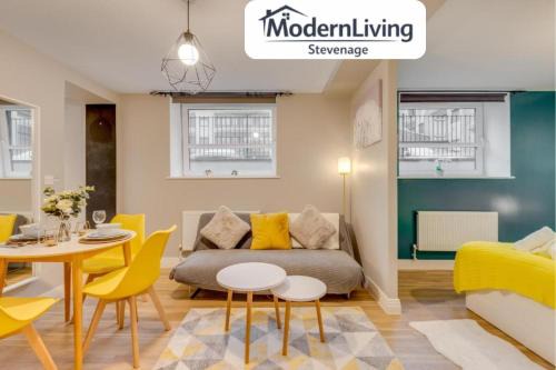 Modern Living Stevenage 1 bed apartment Town Centre Tesco at Doorstep up to 4 people