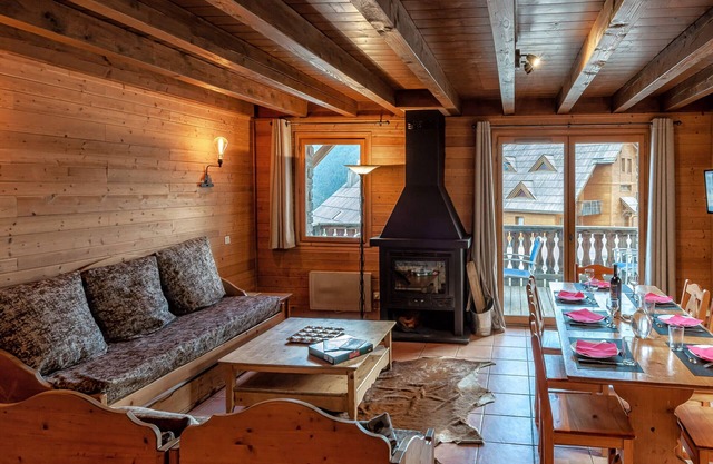 Modern mountain chalet in Pra Loup with 3 bedrooms