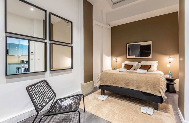 Monsigny VI - Two Bedroom Apartment, Sleeps 5