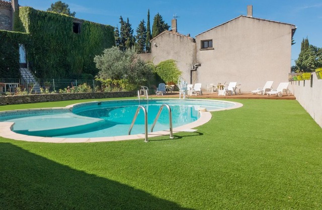 Montbrun-des-Corbieres Holiday Home, Sleeps 5 with Pool and WiFi