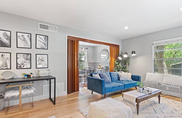 NEW! Austin, TX 3BR/2BA Home Away From Home!