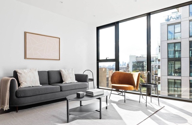 New build City of London 2BR w/ Concierge, nr Tower Hill, by Blueground