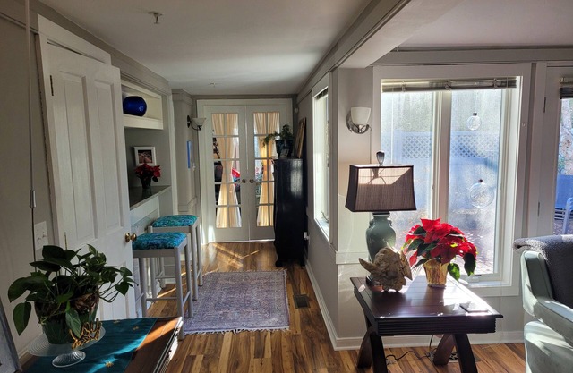 New Seabury, Mews Village, walking, biking and boating, 2 miles from beach