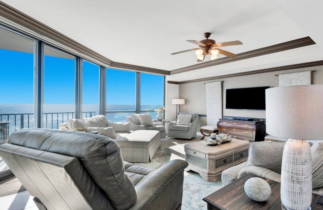 NEW to the Rental Market! Phoenix IX! Gorgeous 2BR, Gulf front!