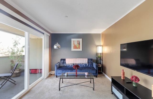 ❤️NEW! Ultra sleek 5 min to SFO, BART, Train
