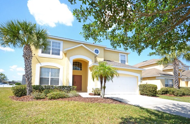Newly updated 6 bedroom pool home in Kissimmee - Spa and games room