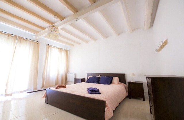 Nice apartment in the historic and commercial center of Reus.