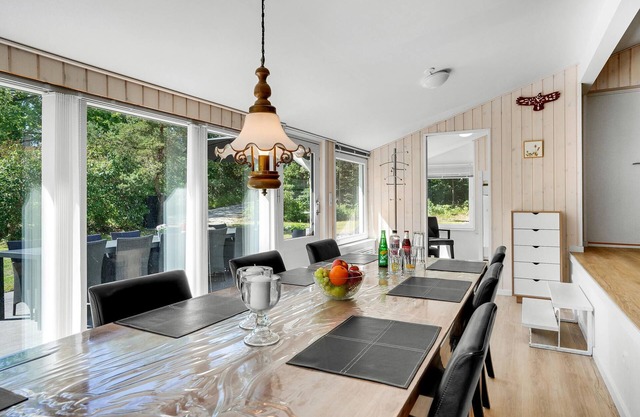 Nice cottage just a few meters from the beach.