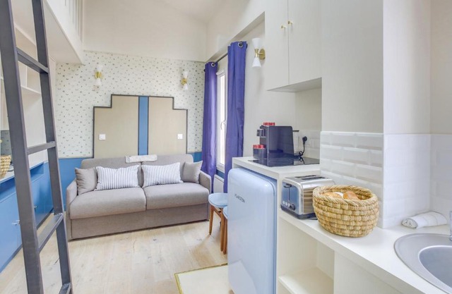 Nice studio near Porte Versailles B1