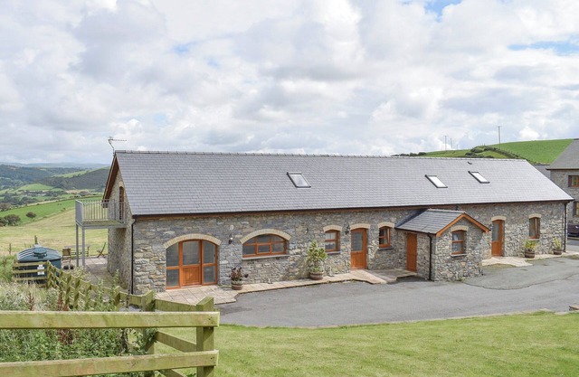 Accommodation Llanfarian 