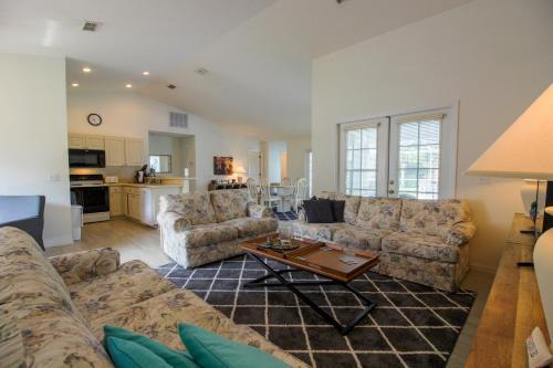 North Foxrun Terrace Villa 