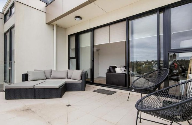 North Point Retreat - Mornington