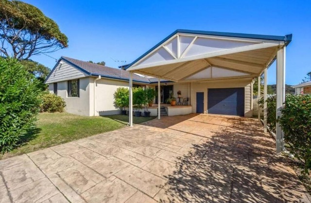 Ocean Breeze At Caves 