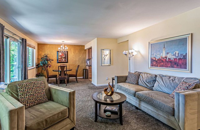 Sea Carpet Paint Stairs Jacuzzi Bathtub 