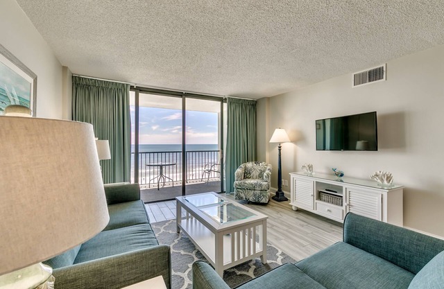 🌊Oceanfront | Great Views | Awesome Amenities | Carolina Dunes 606🌊