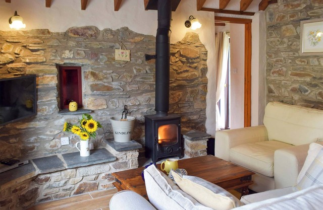 Accommodation Dinas Newport 