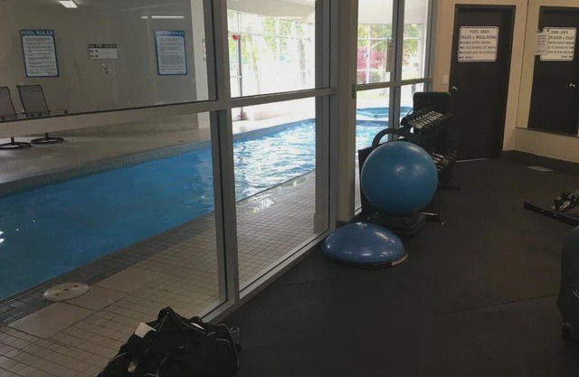 Olympic Suites Vacation Rental - Two Bedroom (5)