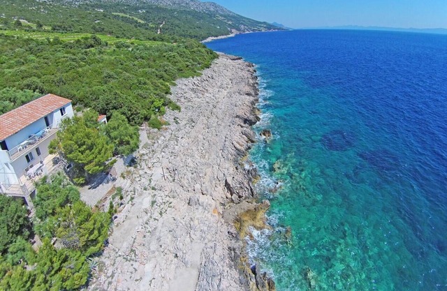 Beach Dingač Potočine Pelješac 