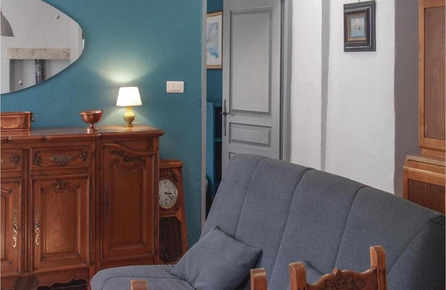 One-Bedroom Apartment in Barjac