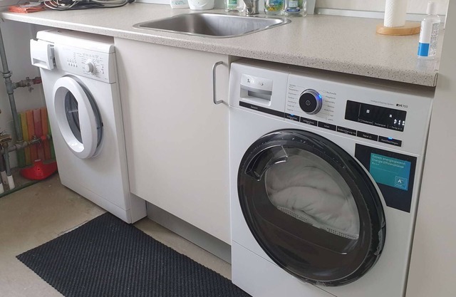 One-Bedroom Apartment with Sea View 2