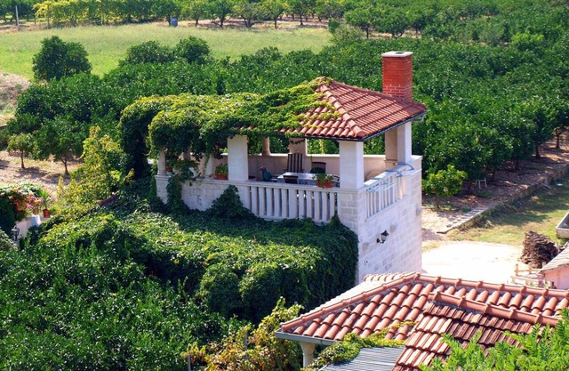 One bedroom house with terrace Postira, Brač (K-701)