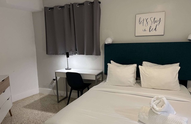 ✨ One Bedroom plus Free Parking