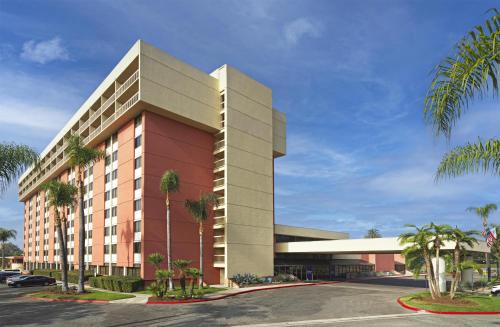 Ontario Airport Hotel Conference 