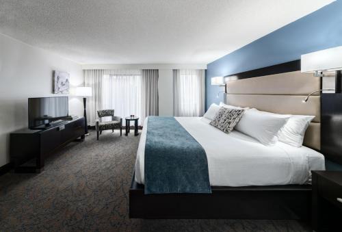 Ottawa Embassy Hotel 