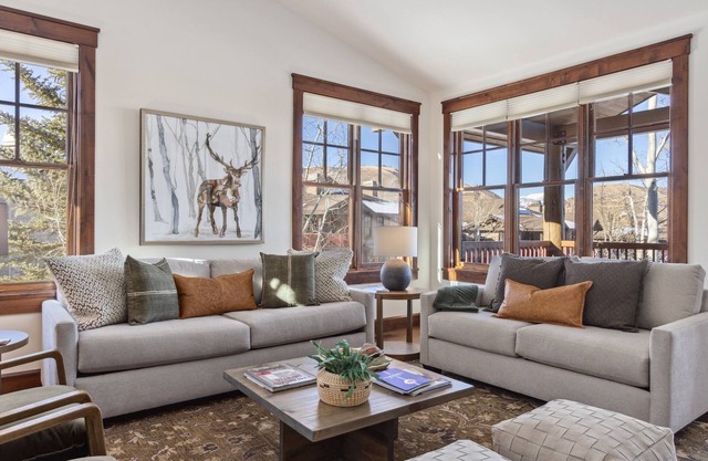 Outpost: Grand View 3230 - Air Conditioning!