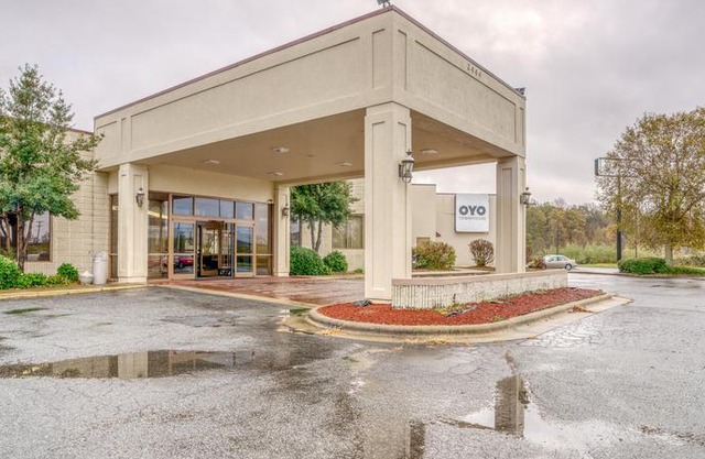Oyo Hotel Burlington South 