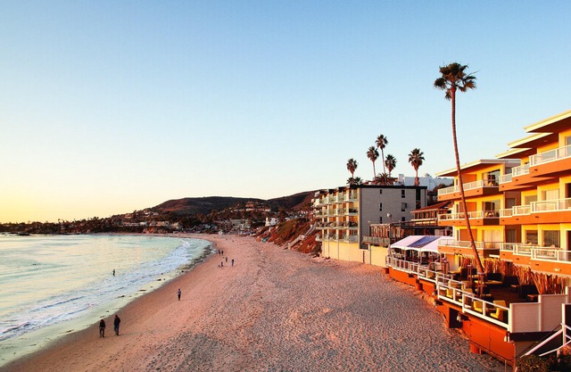 Pacific Edge Hotel on Laguna Beach