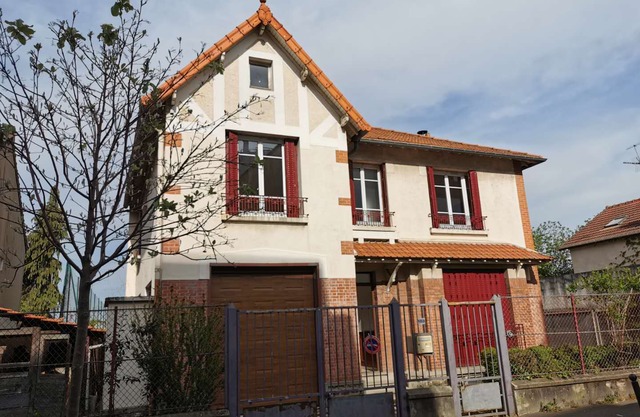 Paris Country Villa