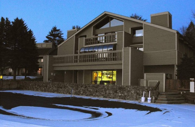 Peaceful 1BR Condo Ideal for Secluded Getaway Tanglwood Resort