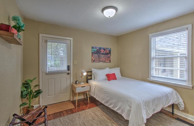 Peaceful Retreat in Gated Midtown Community