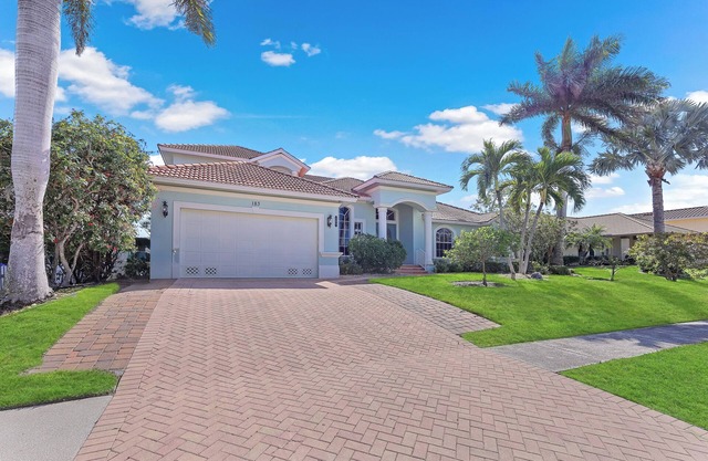 Leeward Court 