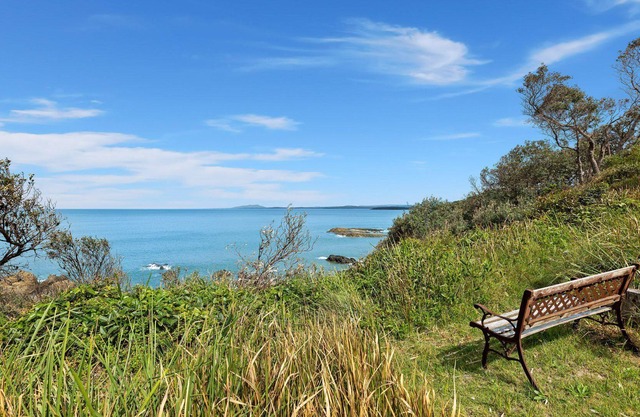 Pipi Beach Guerilla Bay 