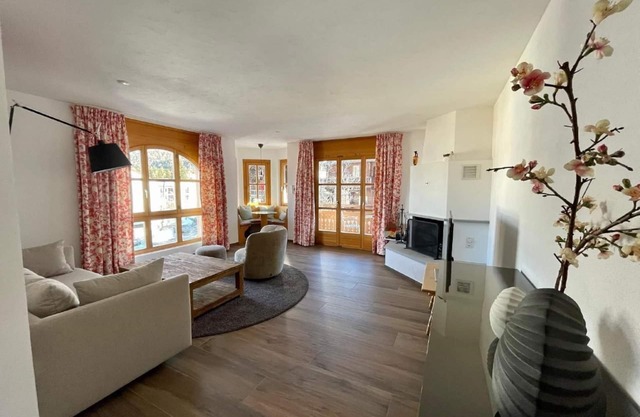Ferienwohnung Maloja Für Personen Mit Schlafzimmer 