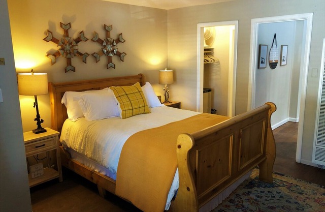 Playpark Lodge Unit 3 Family Suite w Bunks