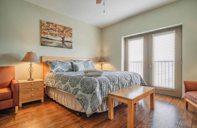Playtime Retreat- Unit 2705 - - FREE Attraction Ticket with EACH night Stay Including Dollywood