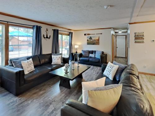 Put-in-Bay Island Club #77