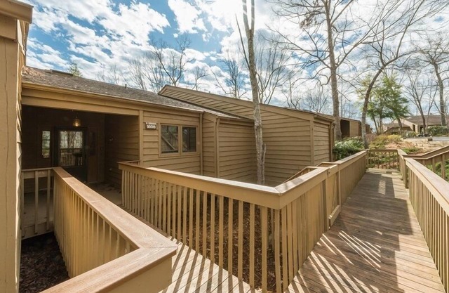 Quail Cove 1608 at Rumbling Bald